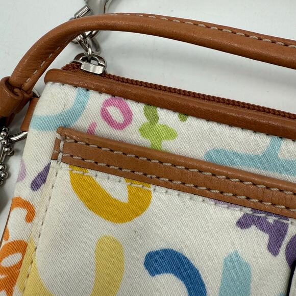 Coach Wristlet Signature C Graffiti 4.5"x7.5" Canvas Leather Wallet Zipper Art - Picture 6 of 16